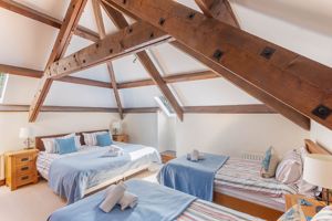 Photo 11- click for photo gallery